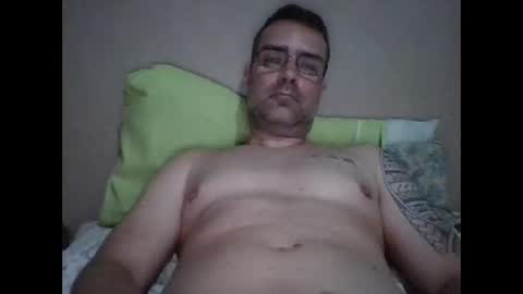 Snapshot of charlyporno22 chatting on March 4, 4:27 am Sexyman22 online show from March 4, 4:27 am