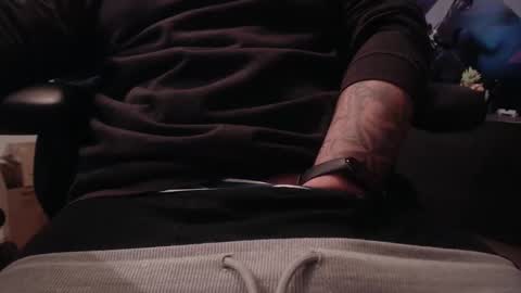 Chartles online show from April 8, 8:14 am