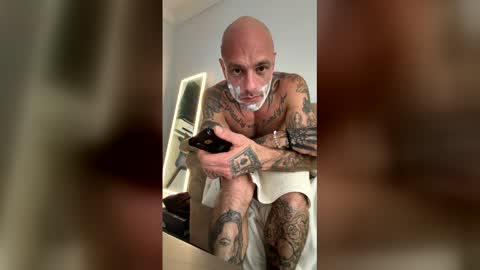 Chase2Attract online show from March 29, 9:48 pm