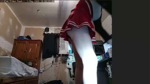 cheerleader_crossdresser online show from May 1, 7:22 am