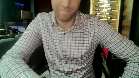 chicpit online show from September 23, 8:19 pm