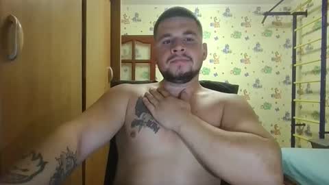 chiraq1945 online show from September 24, 9:02 pm