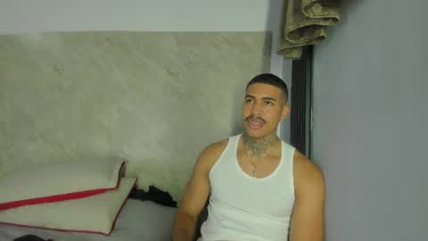 Chris  online show from June 9, 12:40 pm