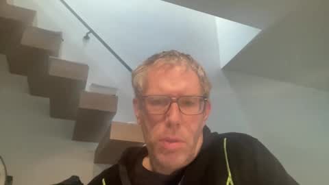 Snapshot of choupipat1 chatting on March 3, 7:39 am choupipat1 online show from March 3, 7:39 am