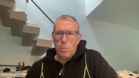 choupipat1 online show from December 17, 1:51 pm