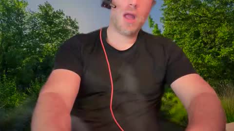 Snapshot of chris2024x chatting on September 12, 6:35 am Christian online show from September 12, 6:35 am