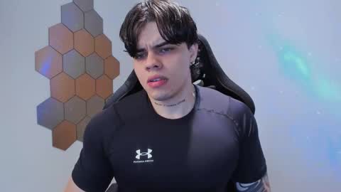 Chris Cooper Independent model online show from November 27, 2:04 am