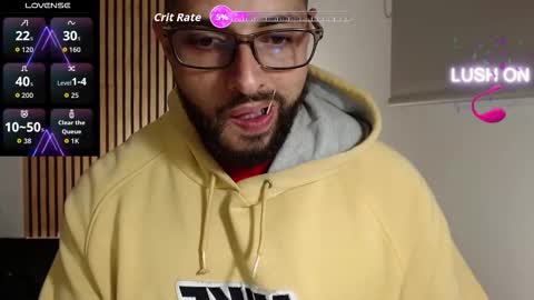 Snapshot of chris_magnum_ chatting on October 1, 8:24 pm cris         Twitter magnum101010 insta magnumc20 online show from October 1, 8:24 pm