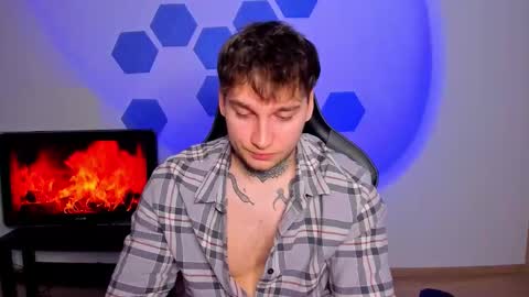 Chris Tyson online show from January 18, 10:28 am