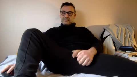 Snapshot of chrispanam13 chatting on February 11, 11:32 am chrispanam13 online show from February 11, 11:32 am