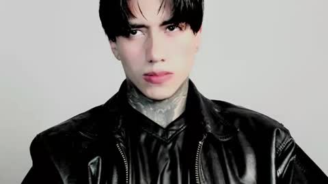 CHRIS  INDEPENT MODEL online show from October 28, 1:08 am