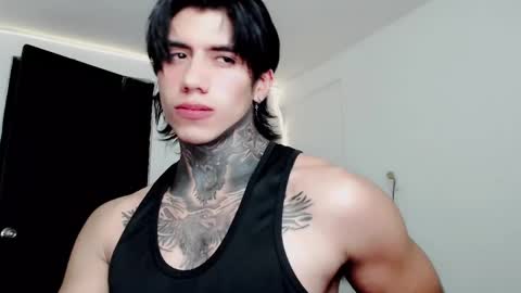 CHRIS  INDEPENT MODEL online show from February 18, 8:59 am