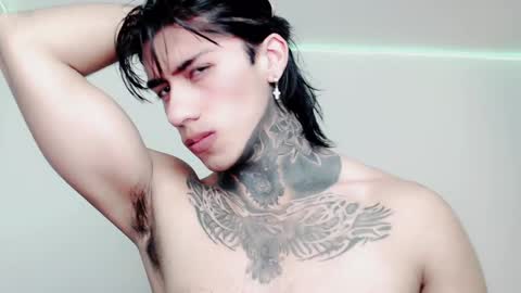 CHRIS  INDEPENT MODEL online show from March 9, 6:11 pm