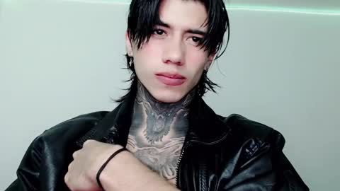 CHRIS  INDEPENT MODEL online show from March 8, 11:07 pm