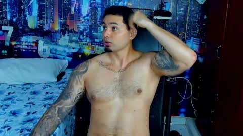 Chriss Stewart online show from October 3, 2:27 am