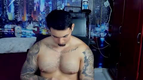 Chriss Stewart online show from January 13, 3:00 am