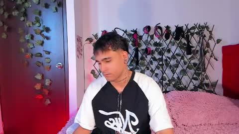 Christian Wang online show from May 30, 9:04 pm