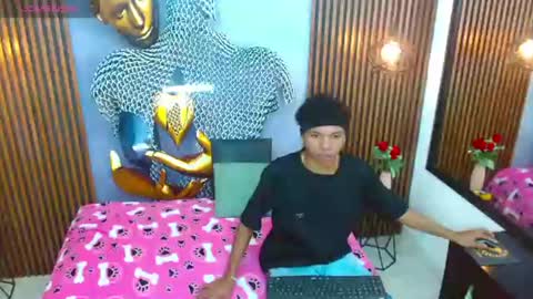 chrisshottx online show from June 15, 7:17 pm