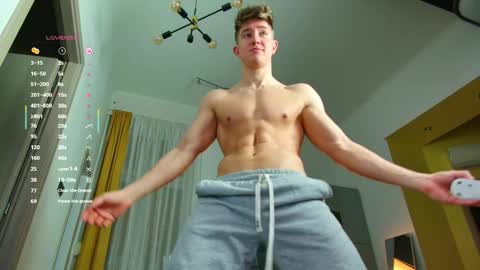 Snapshot of christianlevine_ chatting on October 5, 8:13 pm UPVOTE ME ------  ILL DO SOMETHING FOR FREE online show from October 5, 8:13 pm