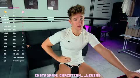 Snapshot of christianlevine_ chatting on February 25, 2:25 am UPVOTE ME ------  ILL DO SOMETHING FOR FREE online show from February 25, 2:25 am