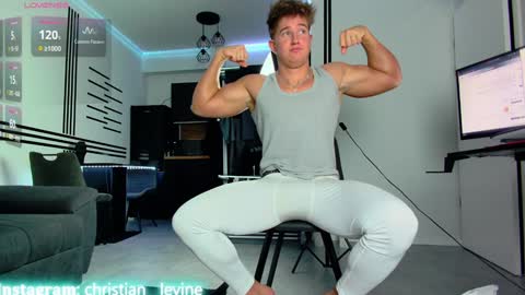 Snapshot of christianlevine_ chatting on January 20, 6:21 am UPVOTE ME ------  ILL DO SOMETHING FOR FREE online show from January 20, 6:21 am