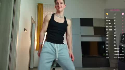 Snapshot of christianlevine_ chatting on September 30, 2:53 pm UPVOTE ME ------  ILL DO SOMETHING FOR FREE online show from September 30, 2:53 pm