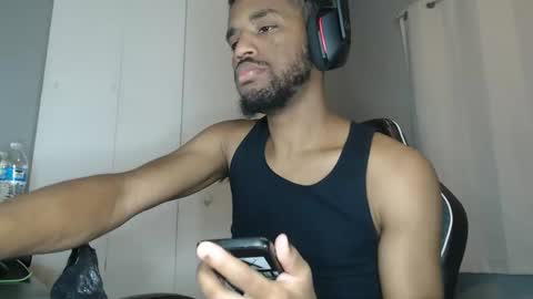 Snapshot of chrisvacherx chatting on December 23, 11:57 am ChrisVacherx online show from December 23, 11:57 am