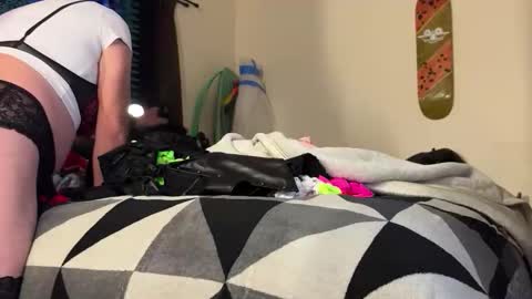 chubbybiboy77 online show from October 2, 2:21 pm