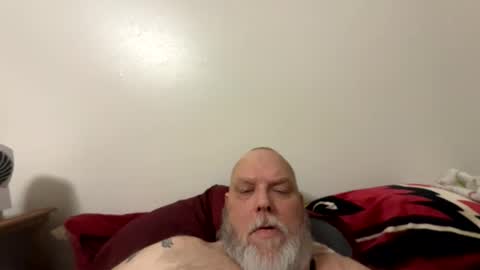 chubbyluvr42 online show from February 14, 1:44 am