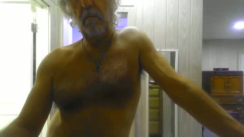 chuck354139 online show from December 11, 1:28 am