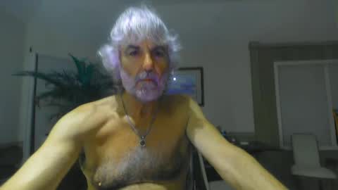 chuck354139 online show from February 13, 1:40 am