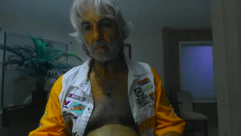 chuck354139 online show from January 5, 12:42 am