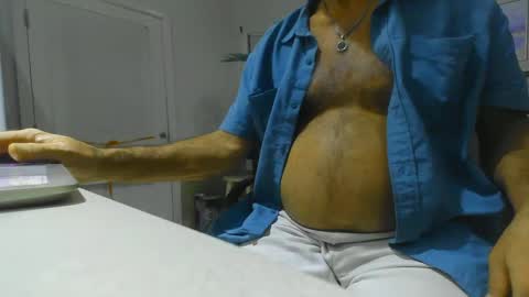 chuck354139 online show from January 31, 3:09 am