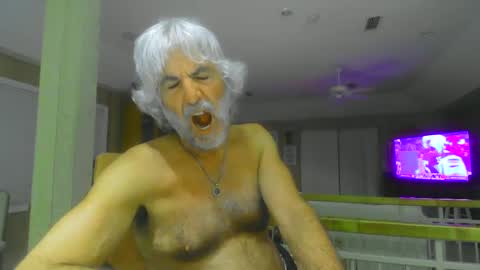 chuck354139 online show from January 1, 3:23 am