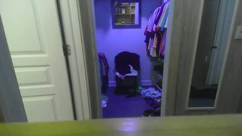 chuck354139 online show from February 16, 1:38 am