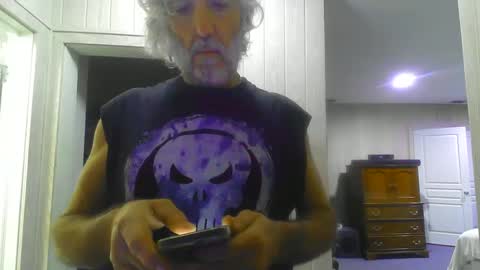 chuck354139 online show from December 31, 1:04 am