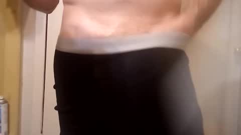 Snapshot of ciestep8216 chatting on February 7, 3:34 am ciestep8216 online show from February 7, 3:34 am