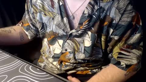 cinnamon online show from December 30, 1:04 am