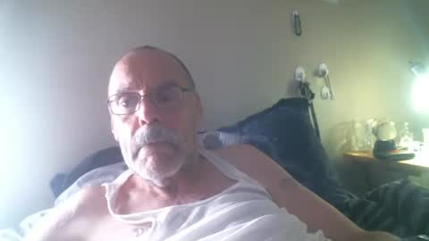 dan online show from October 8, 3:33 am