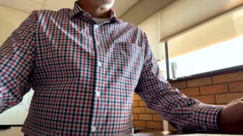 Snapshot of cj3d2 chatting on October 27, 7:38 pm Cjd32 online show from October 27, 7:38 pm