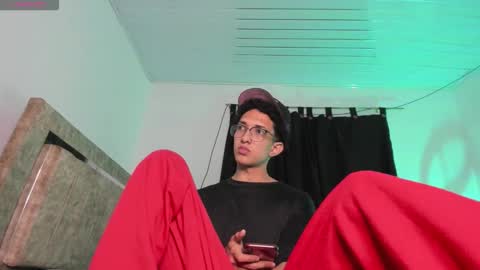 cj_davis1 online show from March 10, 3:01 am