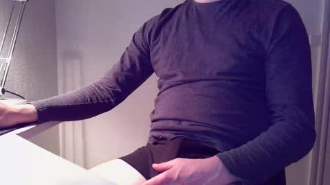 clamshive7 online show from November 22, 3:00 pm