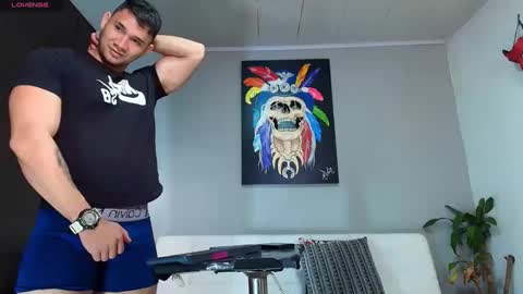 Snapshot of clark__ken chatting on December 6, 9:35 pm Juanpaindependent model online show from December 6, 9:35 pm