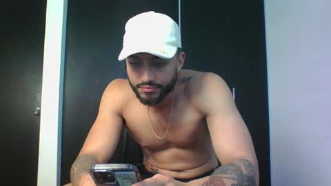 Clay online show from April 16, 8:09 pm