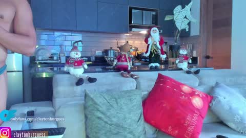 claytonburgues online show from December 5, 10:23 pm