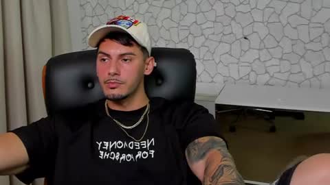 ClintMasterss online show from June 24, 5:32 am