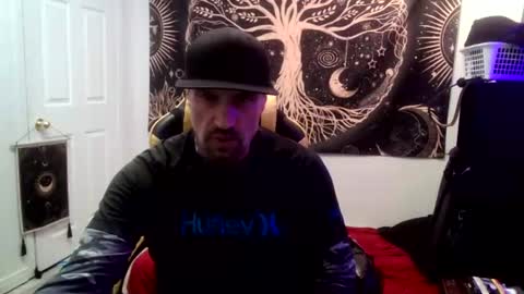 Snapshot of clintwood12 chatting on September 17, 9:54 am chad online show from September 17, 9:54 am