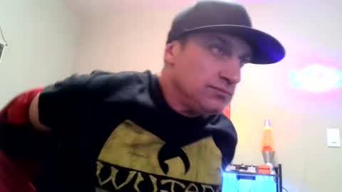 Snapshot of clintwood12 chatting on January 23, 9:18 am chad online show from January 23, 9:18 am