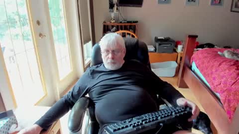cloudalert62 online show from July 11, 6:43 pm
