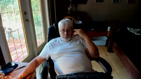 cloudalert62 online show from July 6, 5:59 pm